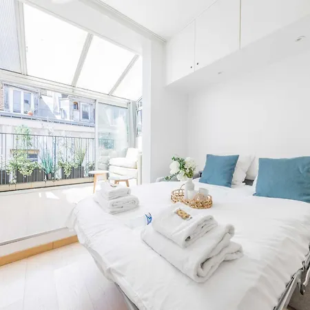 Bright -2p- Le Marais * Paříž