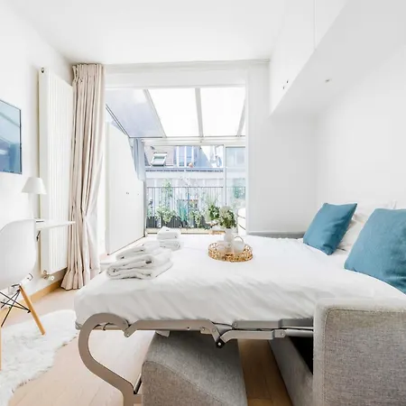 Апартаменты Bright -2p- Le Marais *