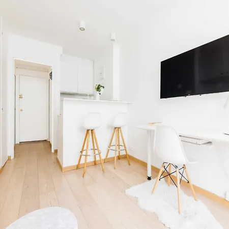 Апартаменты Bright -2p- Le Marais Париж